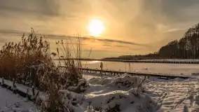 Zimowo i przed zachodem słońca na przystani Harsz Zdorkowo - zdjęcie 9