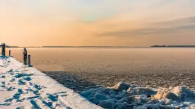 Uroki zimy nad jeziorem Dargin w porcie Dziki Harsz - zdjęcie 12