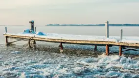 Uroki zimy nad jeziorem Dargin w porcie Dziki Harsz - zdjęcie 21