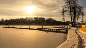 Stranda w mrozie i śniegu, styczeń 2024 r. - zdjęcie 1