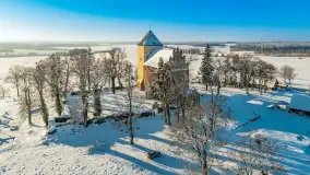 Zamek Krzyżacki, a teraz kościół w Bezławkach w zimowej scenerii, styczeń 2024 r. - zdjęcie 15