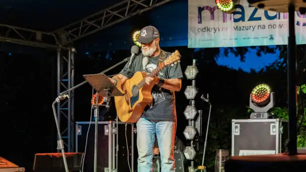 Robert Viking Krzyżanowski, twórca szant i miłośnik Mazur - zdjęcie 12