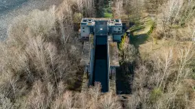 Śluza Leśniewo Górne na zdjęciach z drona, marzec 2024 r. - zdjęcie 12