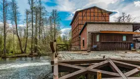 Zabytkowy młyn wodny przy Krutyni, kwiecień 2024 r. - zdjęcie 10