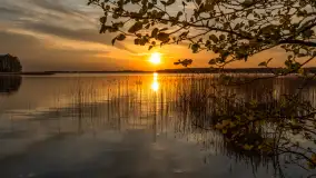 Zachód słońca nad jeziorem Święcajty, kwiecień 2024 r. - zdjęcie 18