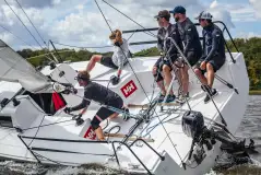 Polska Liga Sterników w Jeziorak Yacht Club: Innowacyjny Inkubator Żeglarstwa Regatowego - zdjęcie 25