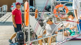 Żeglarska przygoda i rozwój emocjonalny: Unikalne obozy Ważka.net dla młodzieży - zdjęcie 34