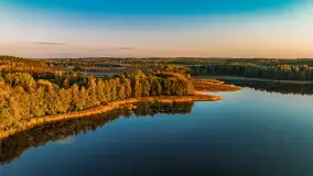 Jezioro Iławki z lotu ptaka o wschodzie słońca, październik 2024 r. - zdjęcie 9