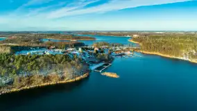 Zimowe jezioro Tajty i okolice z drona, styczeń 2025 r. - zdjęcie 13