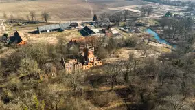 Ruiny pałacu w Prośnie, marzec 2025 r. - zdjęcie 2