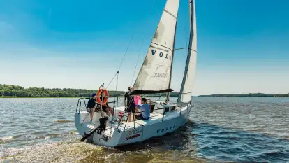 Wizyta Mazury24 nad Jeziorakiem w Jeziorak Yacht Club