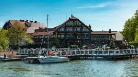 Jezioro Czos, Mrągowo widziane z wody, maj 2025 r. - zdjęcie 12