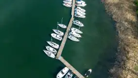 Łabędzi Ostrów i jezioro Kisajno przed Majówką - zdjęcie 9