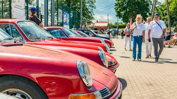 Zlot Samochodów Zabytkowych w Kruklankach, czerwiec 2025 r. - zdjęcie 8