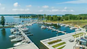 Przystań Nautica z lotu ptaka, lipcowy poranek, 2025 r. - zdjęcie 5