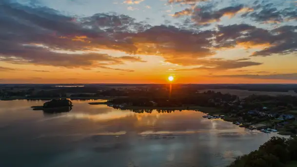 Magiczny zachód nad jeziorem Tajty, lipiec 2025 r.