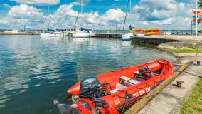 Niedzielny poranek w porcie AZS Wilkasy nad Niegocinem, lipiec 2025 r. - zdjęcie 34