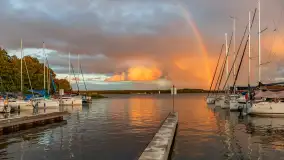 Wieczorna tęcza w przystani Nautica, sierpień 2025 r. - zdjęcie 14