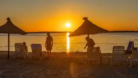 Zachód słońca nad jeziorem Śniardwy, Marina Śniardwy, sierpień 2025 r. - zdjęcie 9