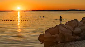 Zachód słońca nad jeziorem Śniardwy, Marina Śniardwy, sierpień 2025 r. - zdjęcie 26