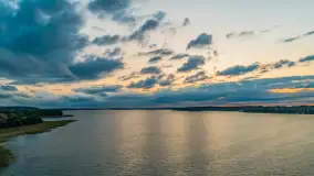 Wieczorne kadry nad jeziorem Święcajty w Ogonkach, sierpień 2025 r. - zdjęcie 3