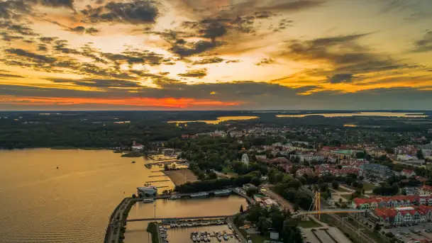 Zachód słońca nad Giżyckiem i Ekomariną, sierpień 2025 r. - zdjęcie 3