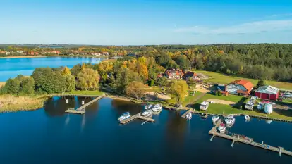 Jezioro Święcajty i Ognisty Ptak z drona, jesień 2025 r.