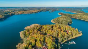 Jesień nad jeziorem Kisajno w Pięknej Górze, październik 2025 r. - zdjęcie 20