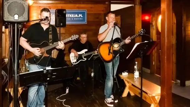 Zdjęcia: Tańce i śpiewańce z Mazurskim Traktem - zdjęcie 6