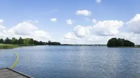 Zdjęcia: Malownicza i funkcjonalna plaża z czynu społecznego - zdjęcie 27