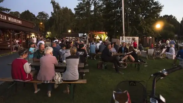 Zdjęcia: Przebojowi Mechanicy w Porcie Keja - zdjęcie 6