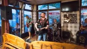 Zdjęcia: Tawerna DeZeTa rozbrzmiewała szantami - zdjęcie 5