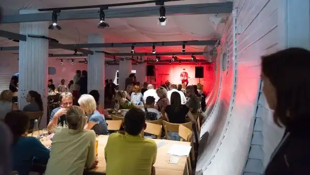 Zdjęcia: Fantastyczny wokal w sztynorckiej restauracji - zdjęcie 2