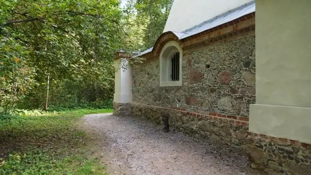 Zdjęcia: Piramida w mazurskim miejscu mocy - zdjęcie 1