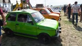 Zdjęcia:  Zlot "maluchów" w Giżycku. Nie ma klimy, ale jest klimat - zdjęcie 6