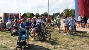 Zdjęcia: Rodzinna zabawa na plaży miejskiej nad Niegocinem  - zdjęcie 23