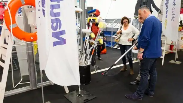 Zdjęcia: "Warszawski Salon Jachtowy" - targi żeglarskie i sportów wodnych - zdjęcie 2