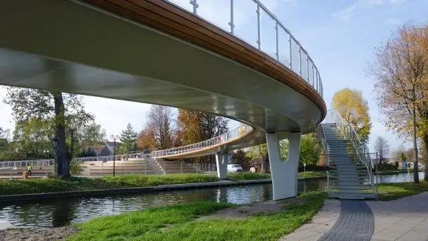 Zdjęcia: Po nowej kładce nad Kanałem Łuczańskim  - zdjęcie 6