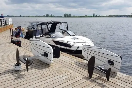 Zdjęcia: Deska eFoil na Mazurach - lewituj nad wodą w sezonie 2020 - zdjęcie 5