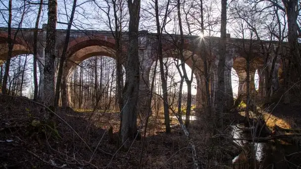 Zdjęcia: Mosty w Botkunach i Kiepojcach - tajemnicze i schowane w lasach - zdjęcie 2