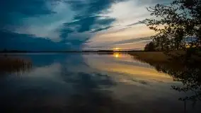 Zachód słońca nad jeziorem Tajty, 29 kwietnia 2020r. - zdjęcie 2