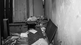 Cień historii sprzed kilkudziesięciu lat w jednym z pałacyków - zdjęcie 58