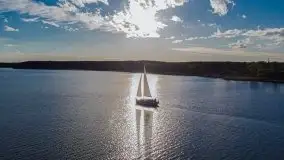 Zachód słońca podczas pływania jachtem Antila 30 - zdjęcie 9