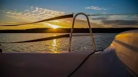 Zachód słońca podczas pływania jachtem Antila 30 - zdjęcie 20