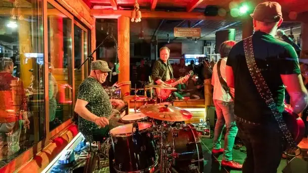 Kapela Korzuh w AZS Wilkasy - zdjęcie 5