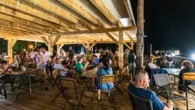 Nocne życie w porcie Tajty, sierpień 2020 r. - zdjęcie 5