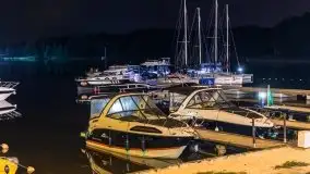 Nocne życie w porcie Tajty, sierpień 2020 r. - zdjęcie 28