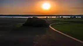 Październikowy wschód słońca nad jeziorem Kruklin - zdjęcie 15