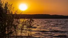 Październikowy wschód słońca nad jeziorem Kruklin - zdjęcie 25