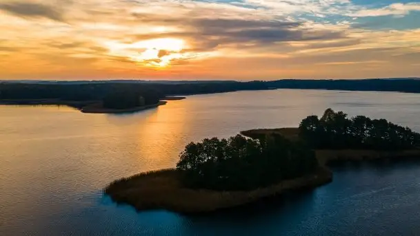 Wschód słońca, okolice i jezioro Kisajno, październik 2020